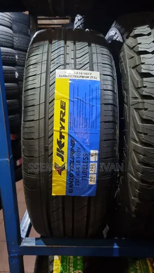 Photo - 265/60r18 Jk Tyre(Elanzo Touring)