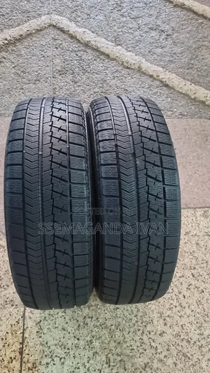 215/65r16 Used Original Bridgestone Tyres( Used)