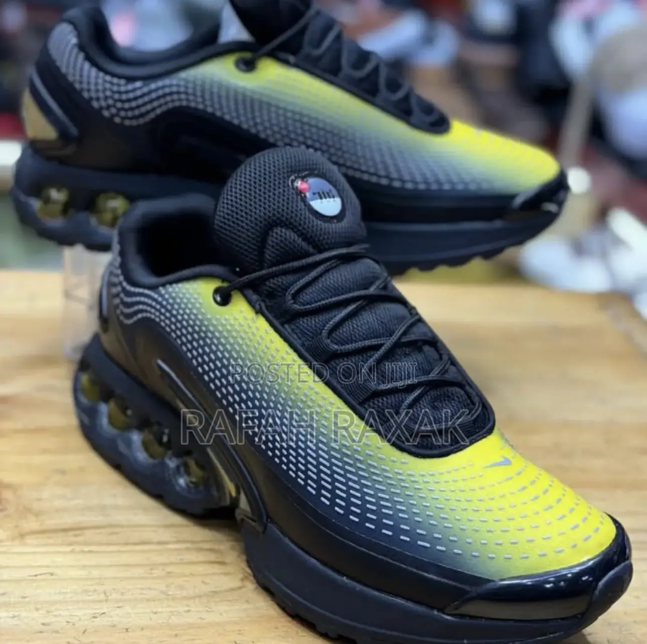 New Classic Nike Air Max Dn Yellow/Black Sneakers