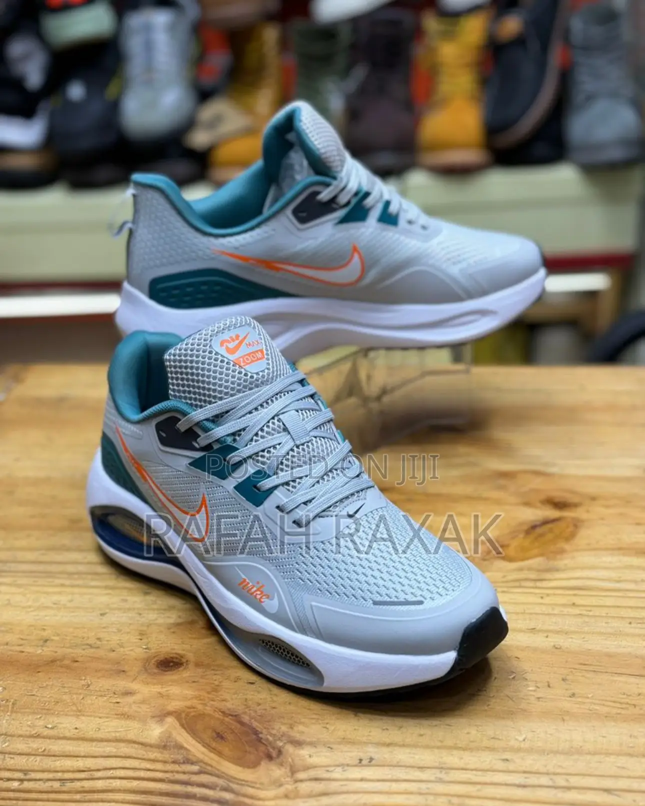 New Classic Men’S Nike Air Zoom Grey/Green Running Sneakers