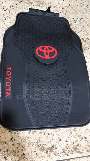 Rubber Toyota Logo Car Floor Mats