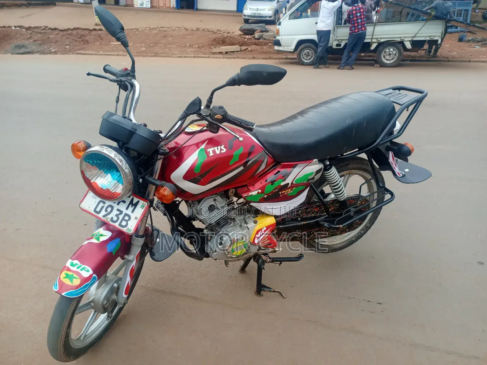 TVS HLX 125 2023 Red