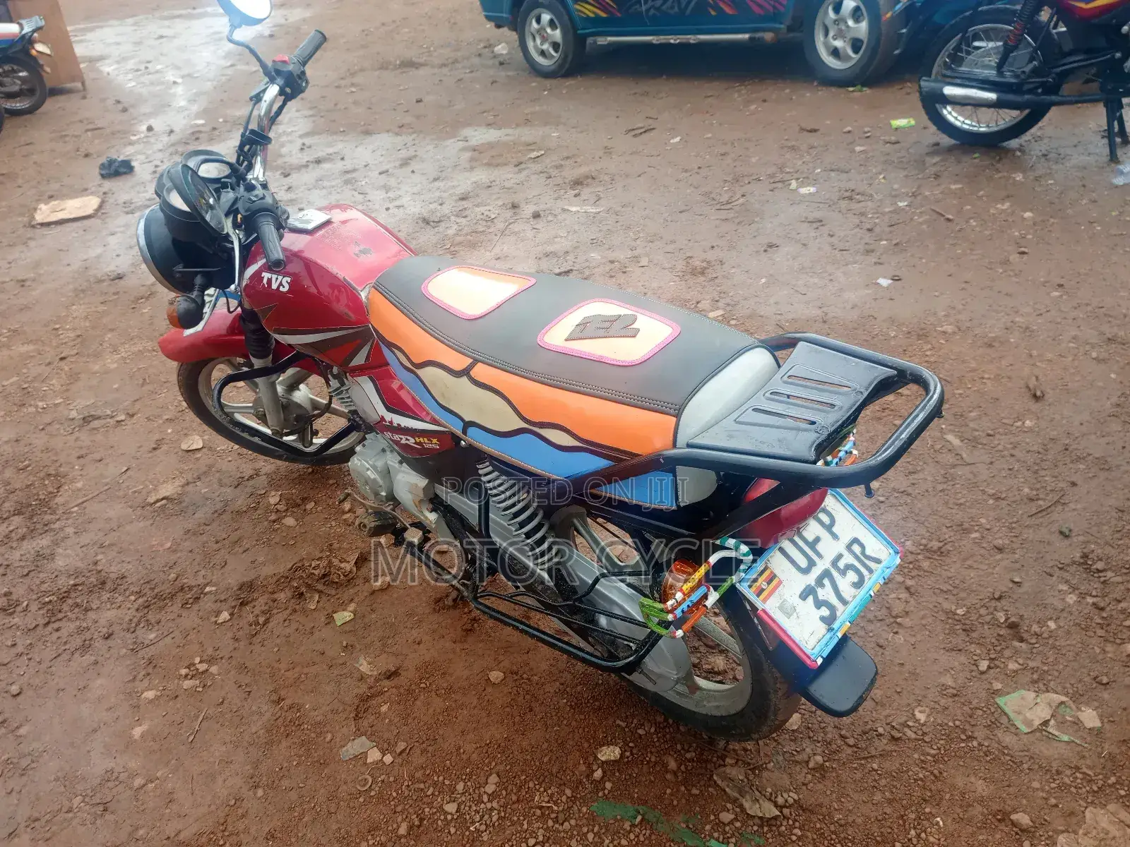 TVS HLX 125 2023 Red