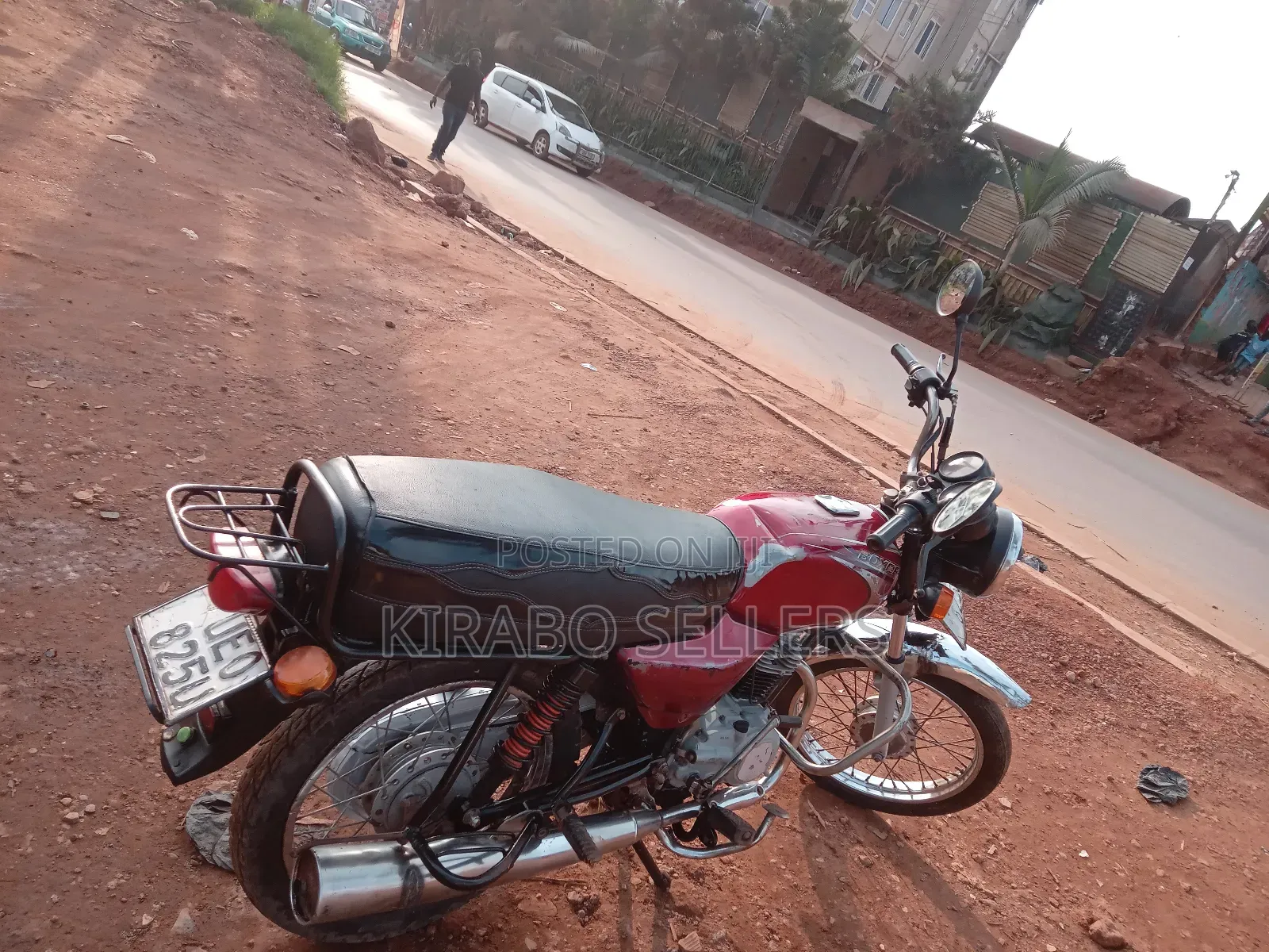 Bajaj Boxer 100 2023 Red