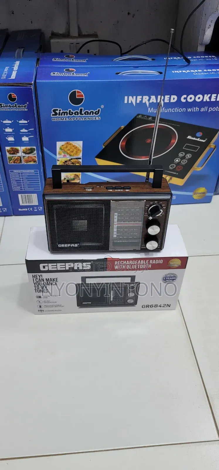 Geepas High-Quality Rechargeable Fm Radio With Bluetooth