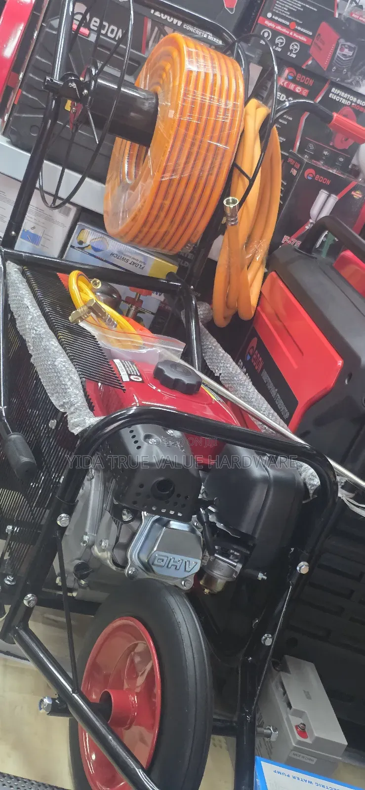 Garden Sprayer With a Wheel