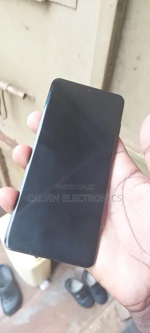 Photo - Samsung Galaxy S20+ 5G 128 GB Blue