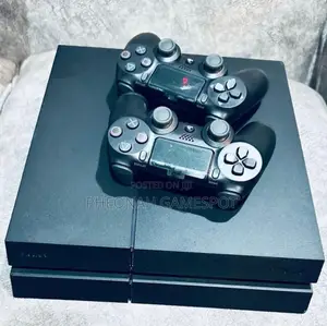 Sony Playstation 4 Standard (500gb).Comes With Over 10 Games