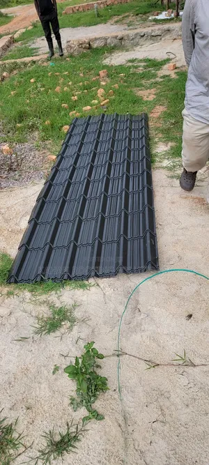 Versatile G28 Charcoall Black Iron Sheets Ironsheets