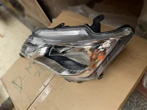 Toyota Fielder 2017 Head Lump