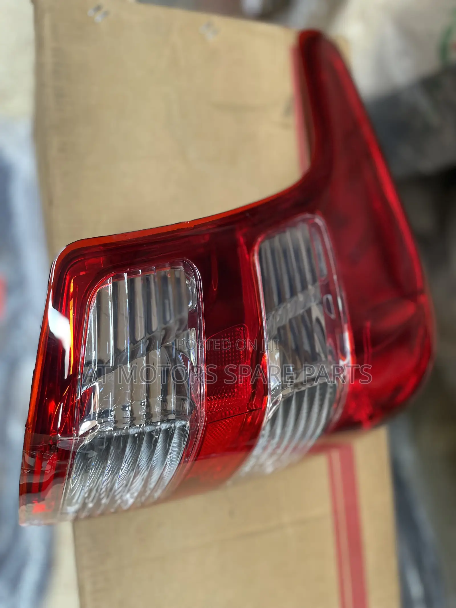 Mitsubishi L200 Back Light 2011