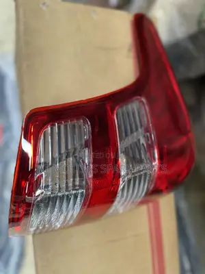 Mitsubishi L200 Back Light 2011