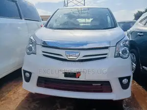 Toyota Noah 2013 White