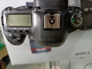Canon Eos 5d Mark Iv Body Only.