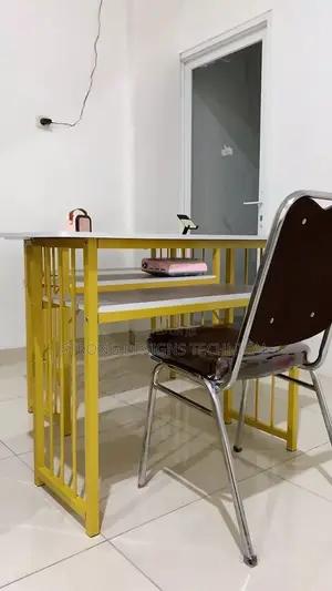Manicure / Nail Salon Table