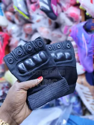 Metro Tactical Gloves. Hard