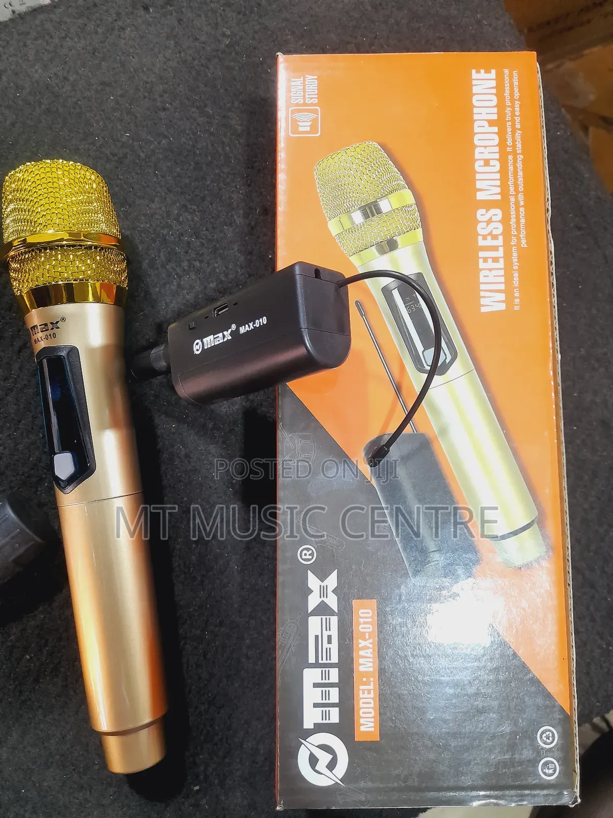 Max-010 Professional Wireless Microphone