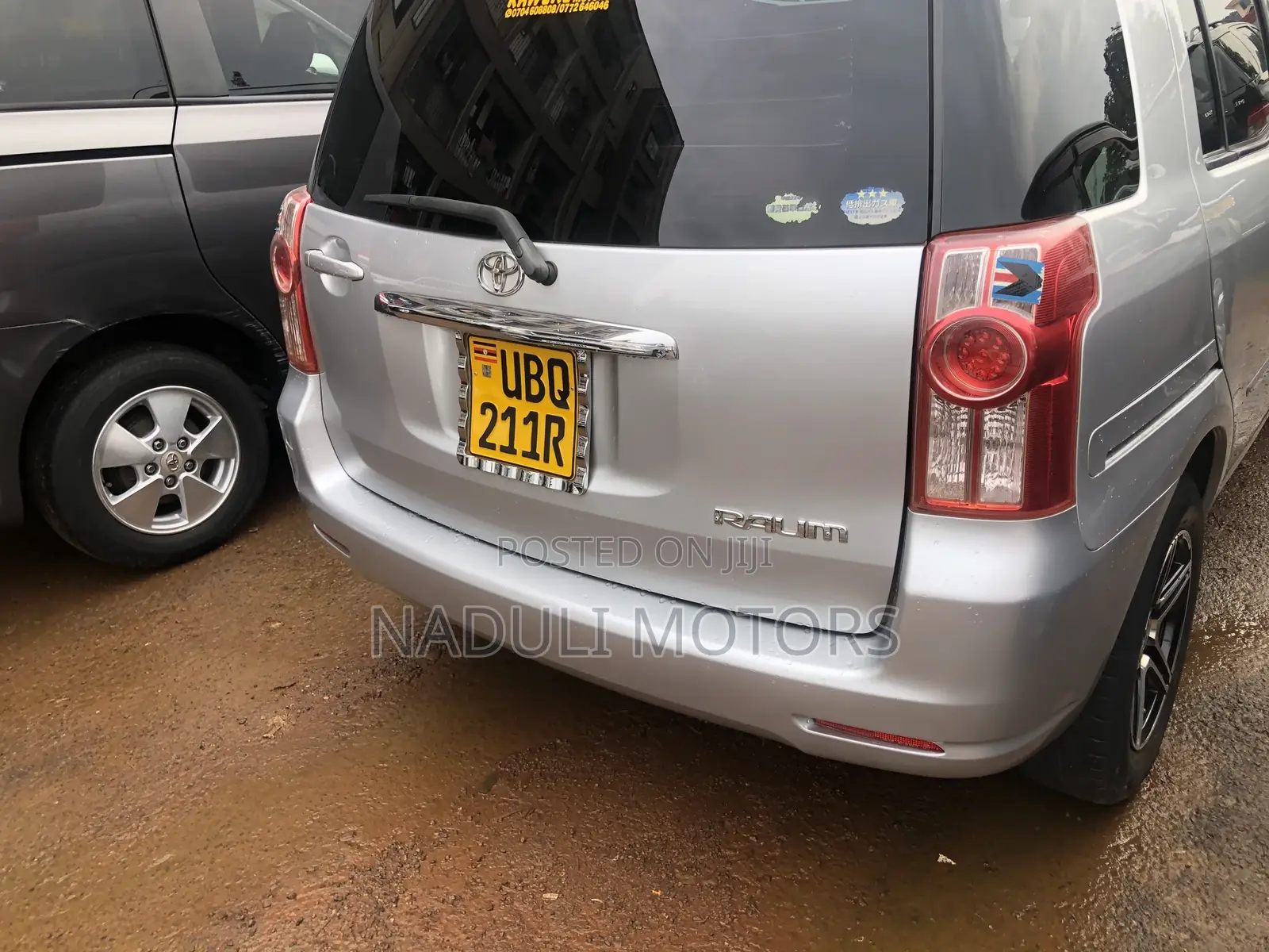 Toyota Raum 2011 Silver