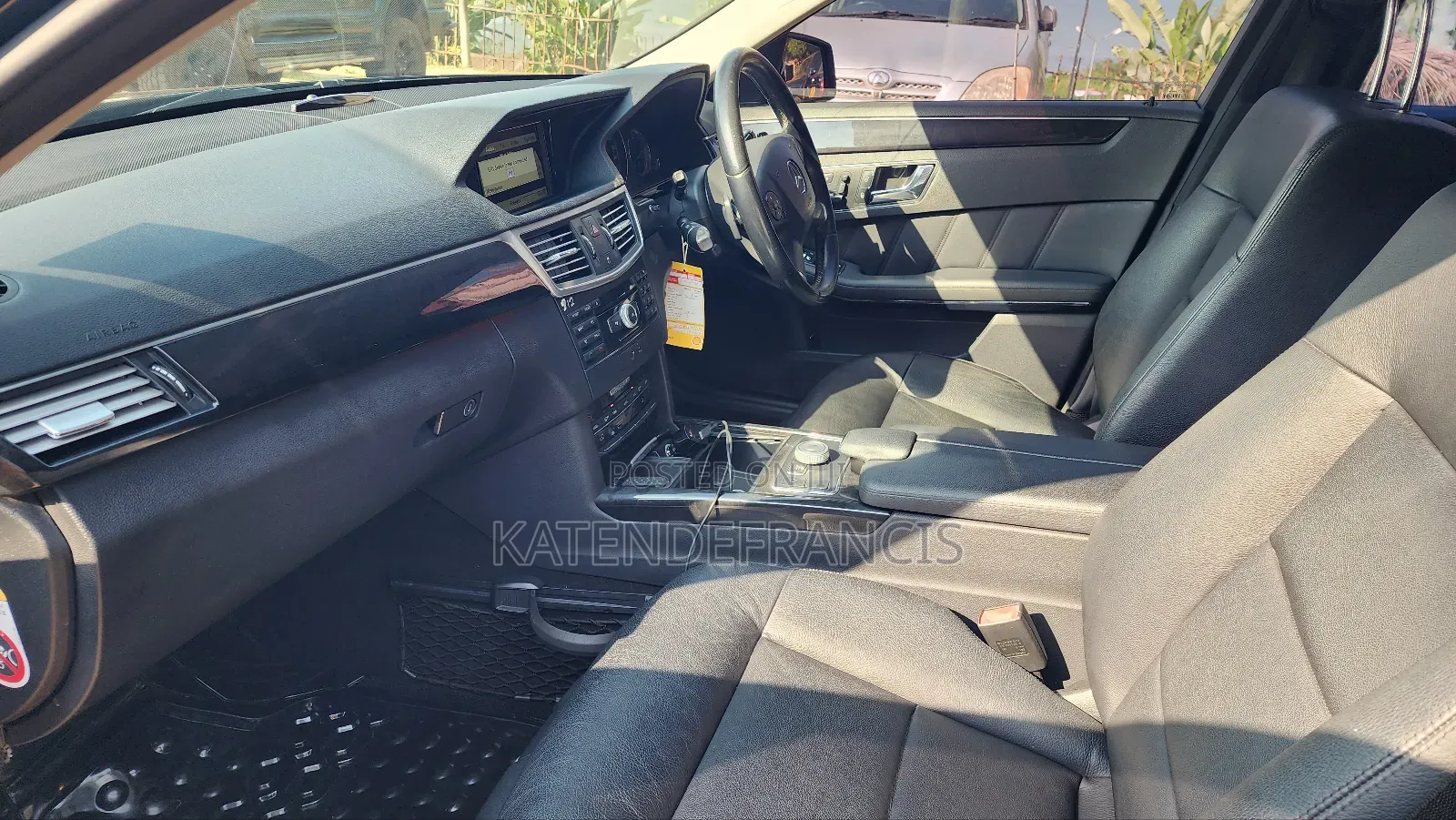 Mercedes-Benz E300 2011 Black