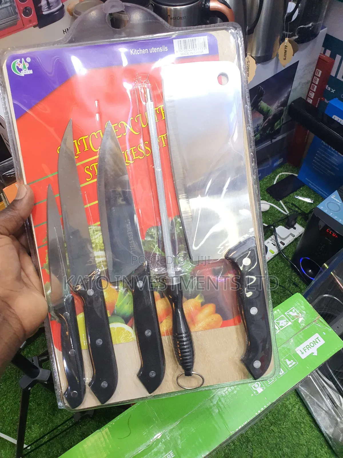 5 Pieces Knife Set With Chopping Board