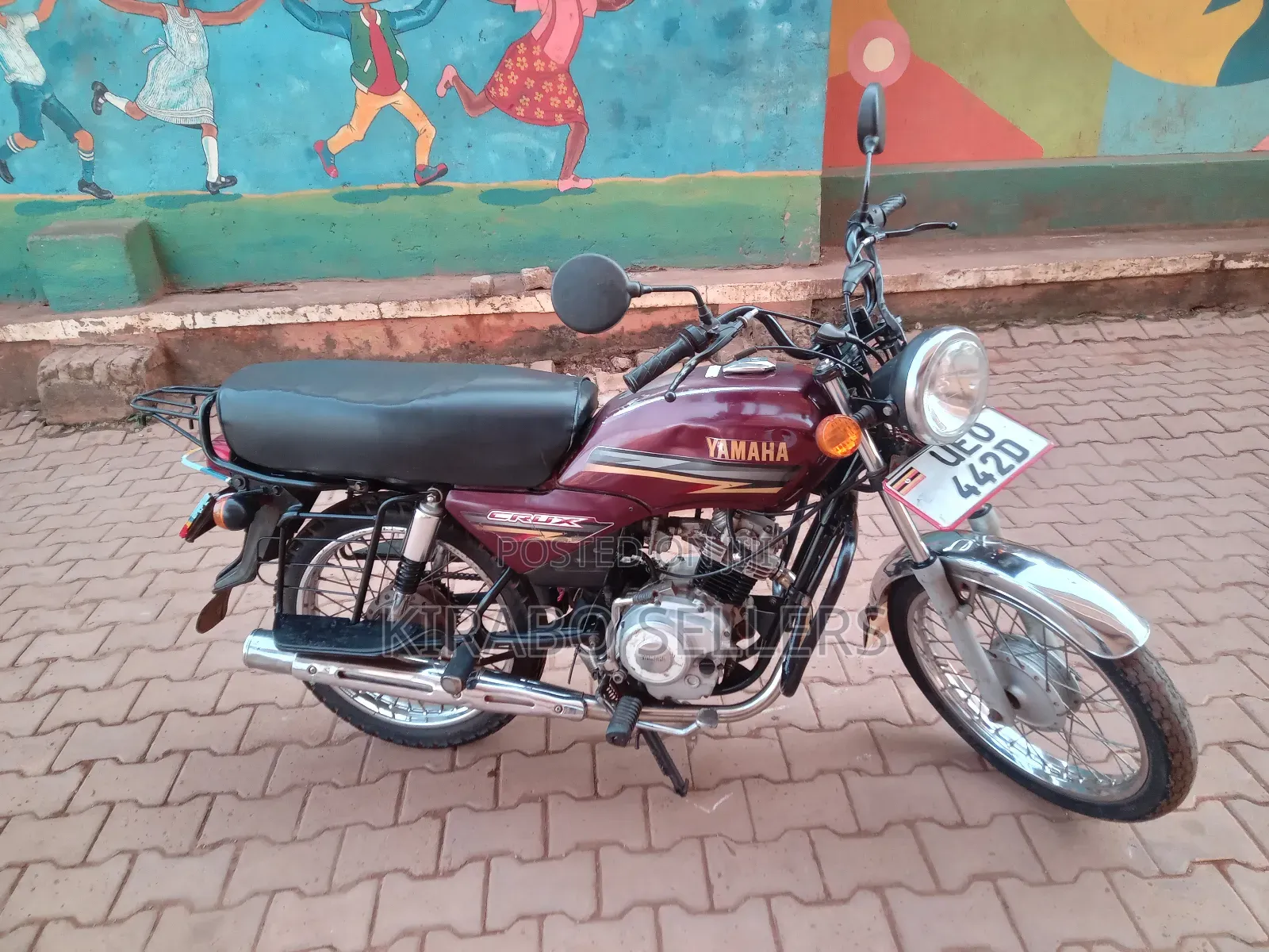Yamaha Crux 2023 Red