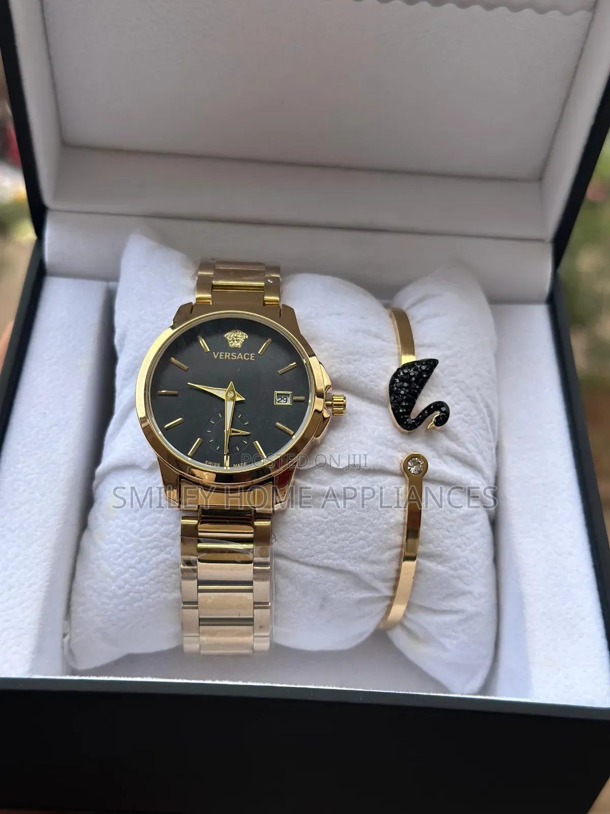 Ladies' Golden Versace Wrist Stylish Gift Box Time Piece