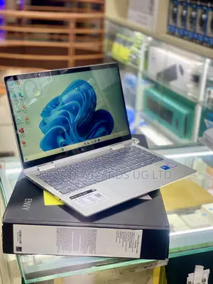 New Laptop HP Envy 13 8GB Intel Core Ultra 5 SSHD (Hybrid) 512GB