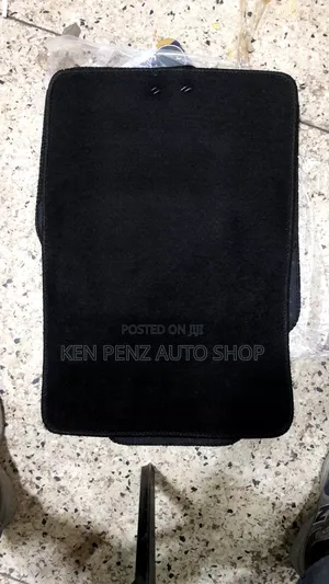 Woolen Black Car Floor Mats/ Carpets