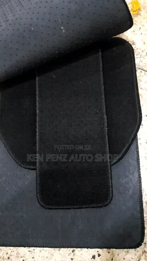 Woolen Black Car Floor Mats/ Carpets
