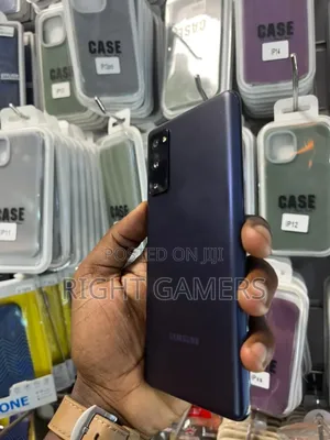 New Samsung Galaxy S20 FE 128 GB Blue
