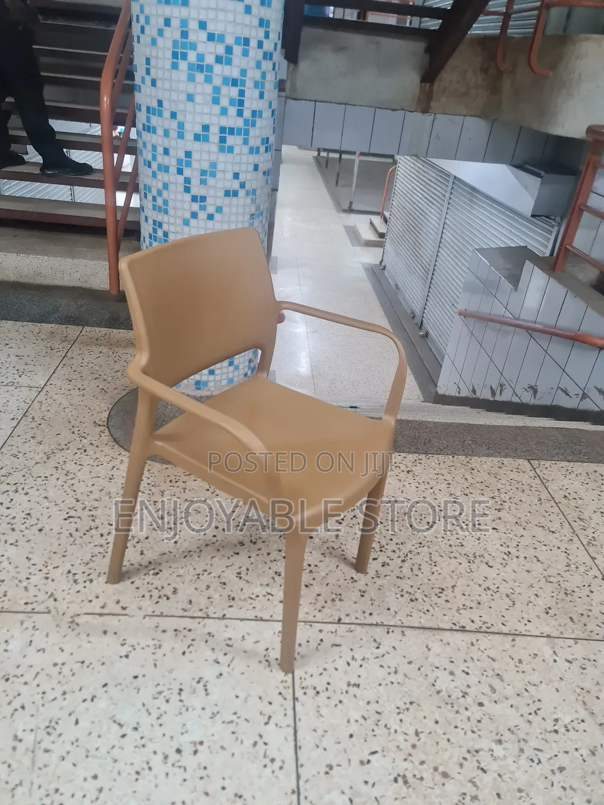 Biggest Brand Plastic Chairs Plastic Chairs