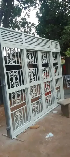 Doors Made in Steel Pipes