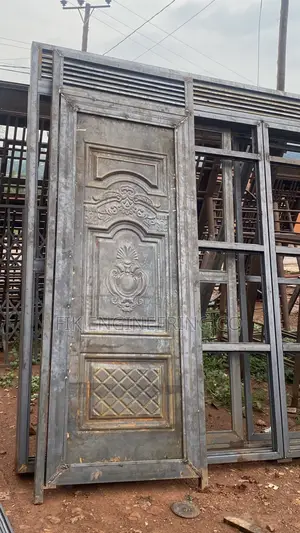 Bäack Door