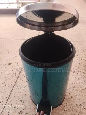 12 Litre Stainless Pedal Trash Bin