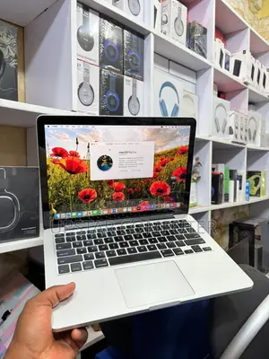 Laptop Apple MacBook 2015 8GB Intel Core I5 SSHD+SSD 256GB