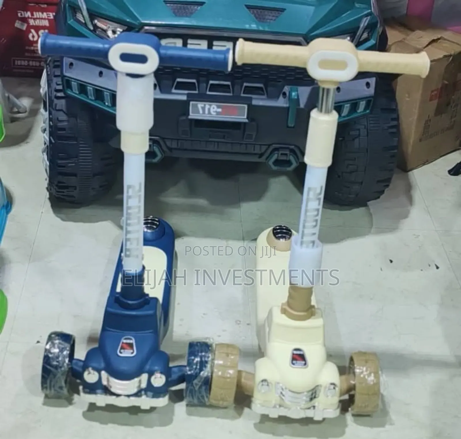 Car Style Kids Scooter With Lights