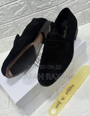 Men’S Super Classic Black John Foster Suede Loafers