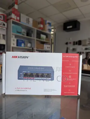 Photo - Hikvision 4port 10/100m Poe