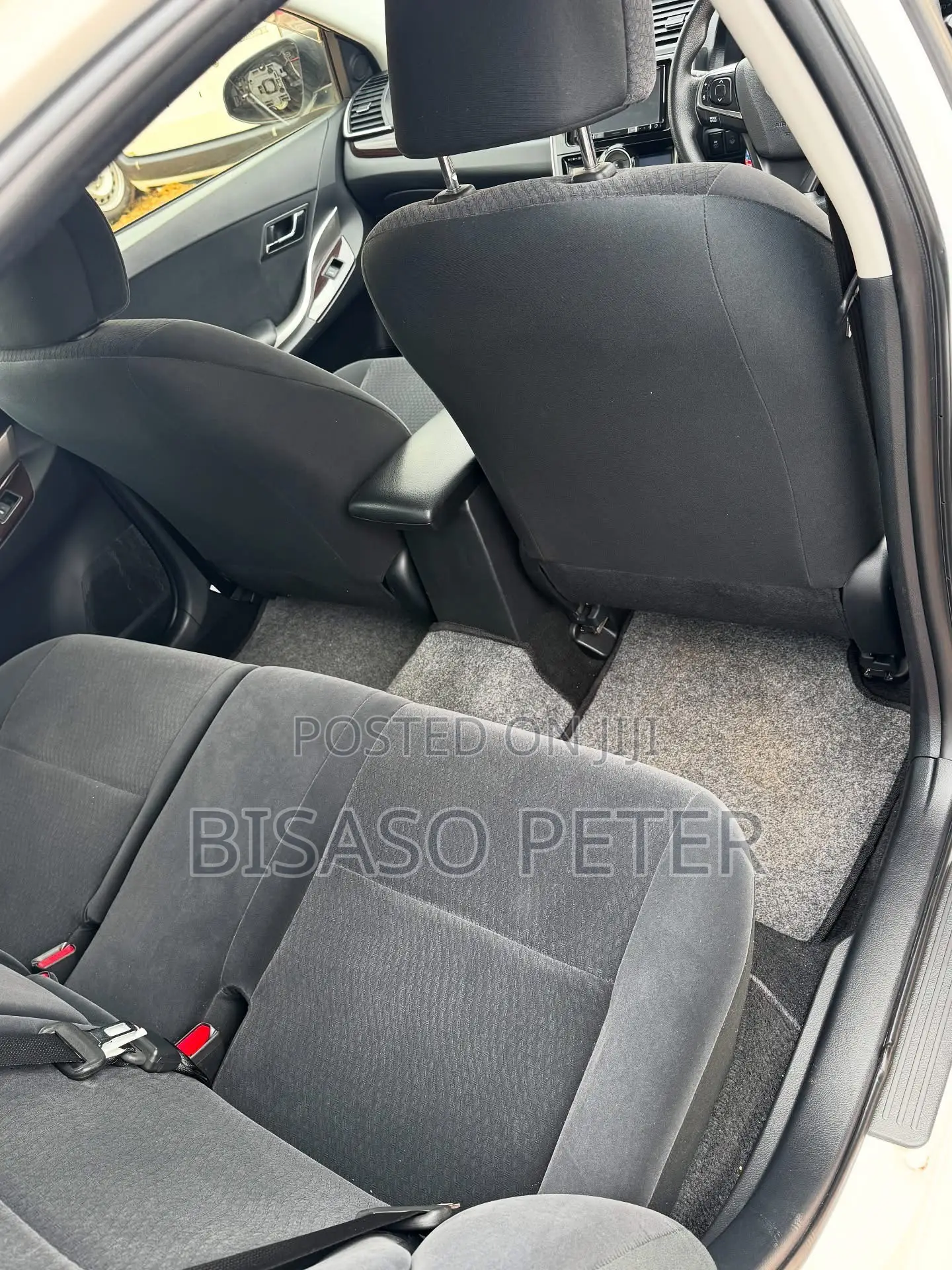 Toyota Premio 1.8 AWD 2015 White