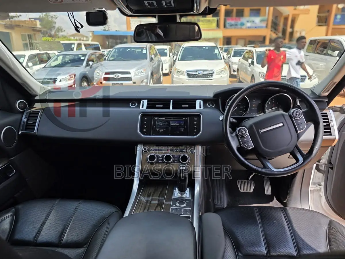 Land Rover Range Rover Sport 2016 White
