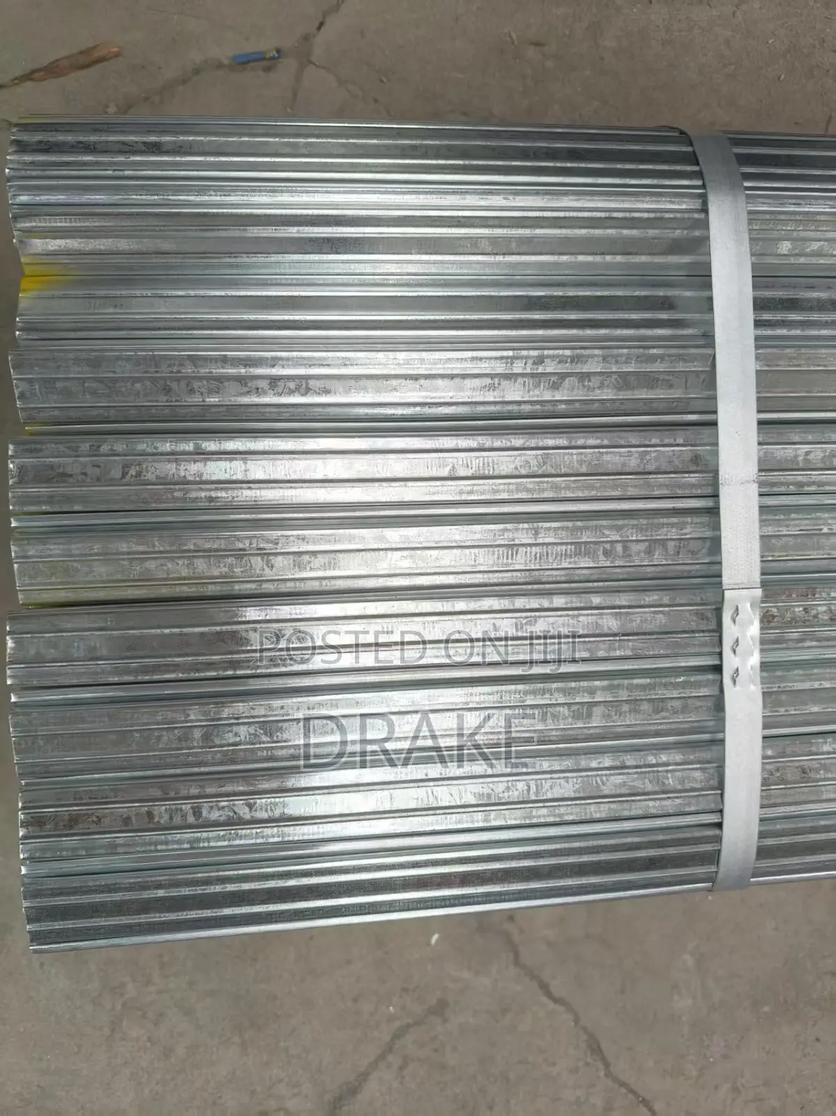Greenhouse Profiles With Zig Zag Wires