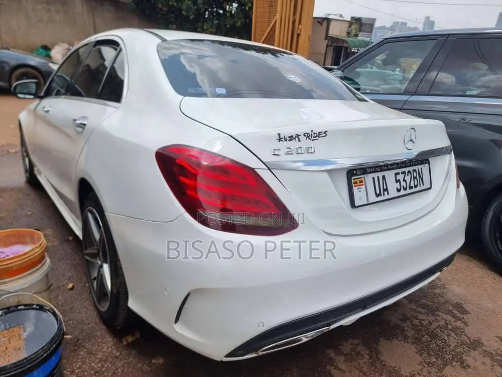 Mercedes-Benz C200 2015 White
