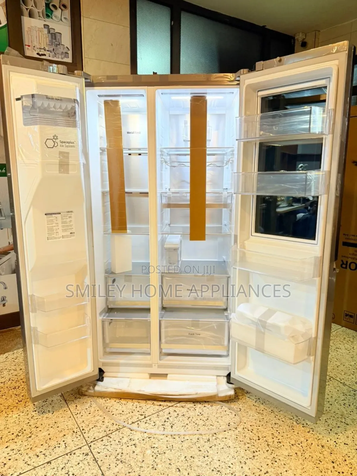 Brand New Lg Knock Knock Refrigerator 700ltrs at Discount