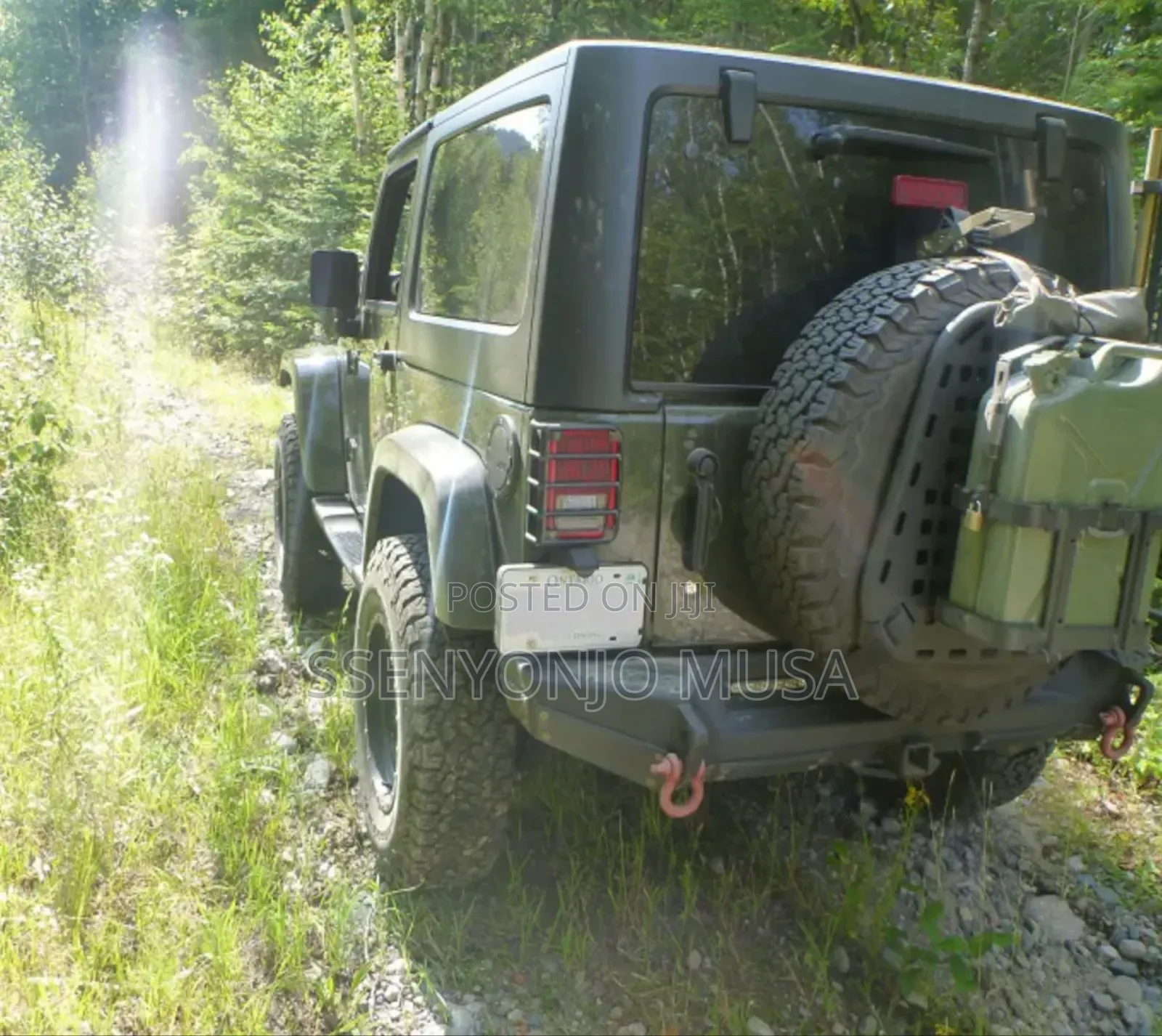 20l Military Green Fuel Jerrycan - Durable Metal Jerry Can