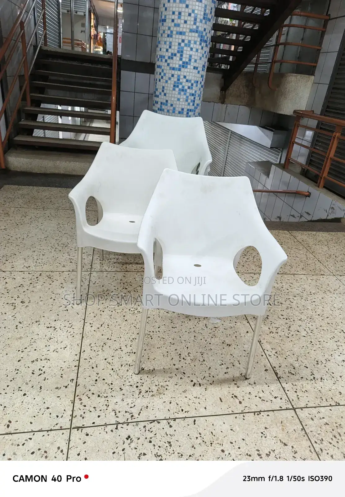 Sure Plastic Chair Plastic Chair for Garden/Beach/Hotels