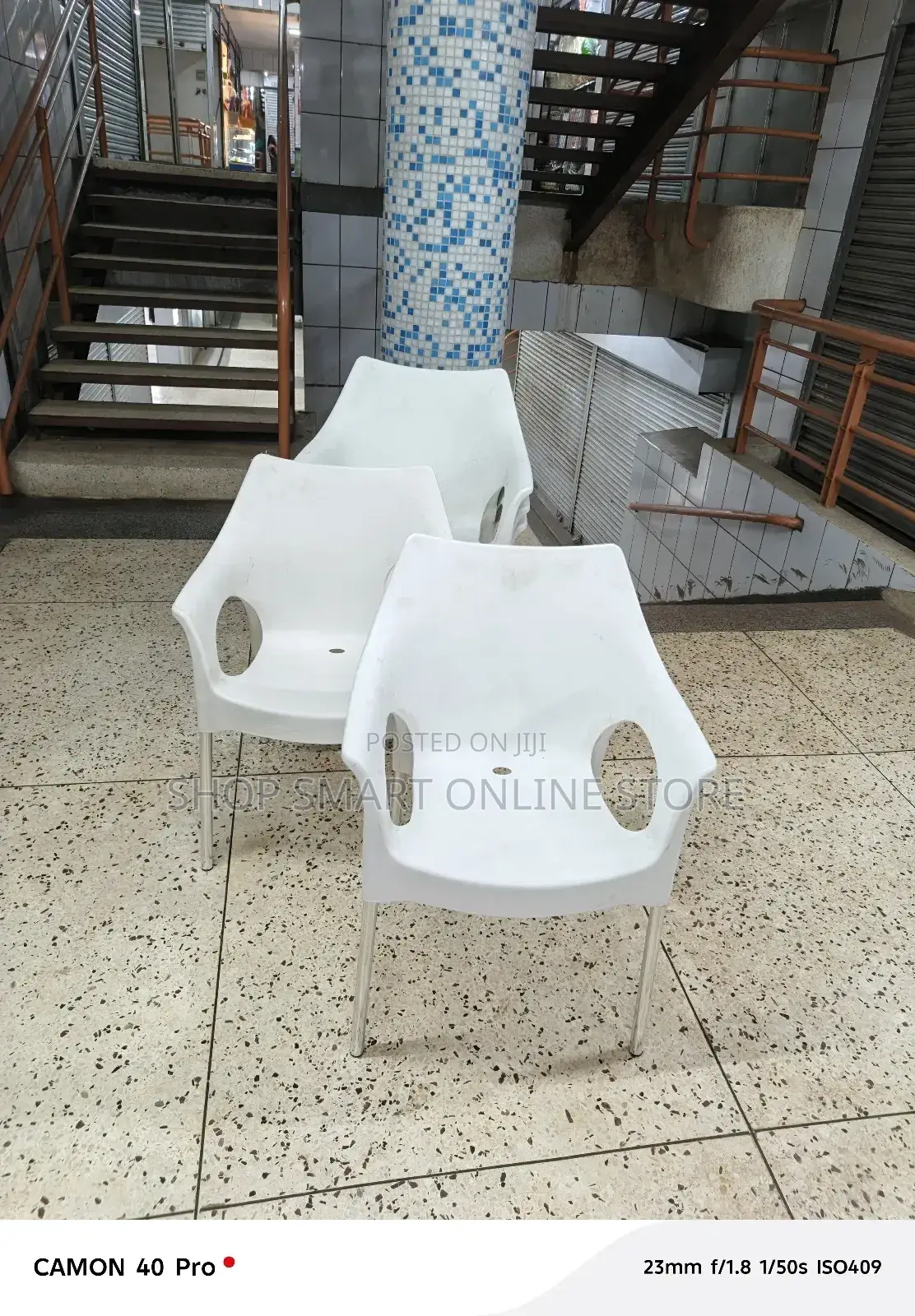 Sure Plastic Chair Plastic Chair for Garden/Beach/Hotels