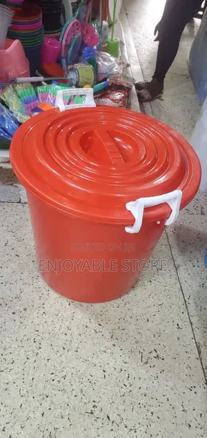 Executive Plastic Buckets 120ltrs