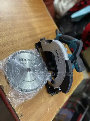 7” Circular Saw Machine With Blade