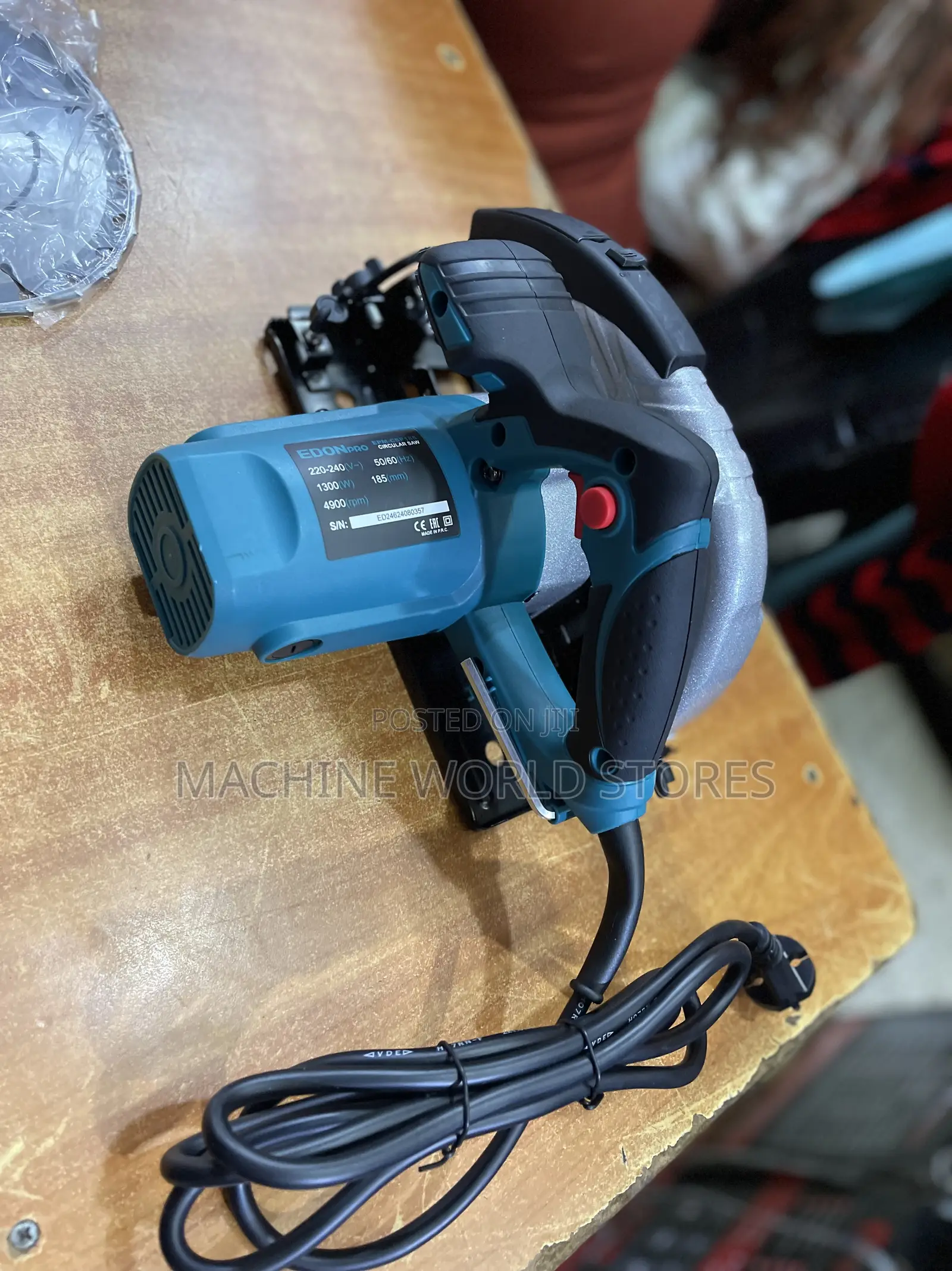 7” Circular Saw Machine With Blade