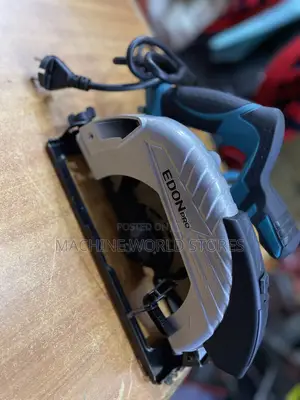 7” Circular Saw Machine With Blade